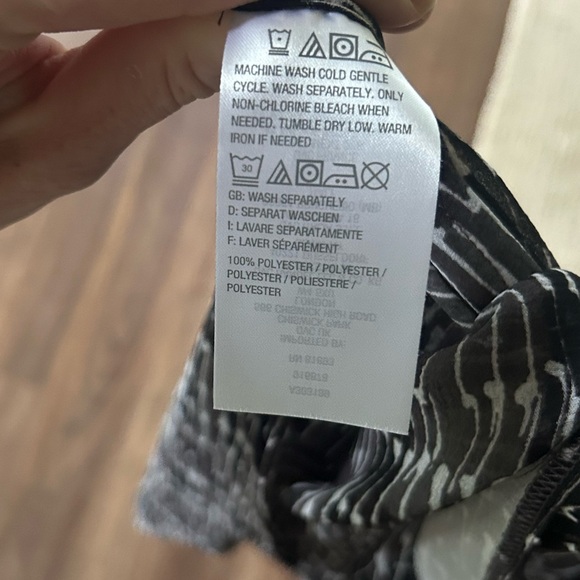 H BY HALSTON Sheer Midi Shirt Dress Cover Up Oversized Layer Beach Resort Size M - Picture 14 of 15